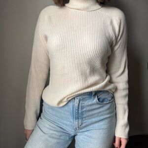 Kinross 100% Cashmere Turtleneck Sweater – Cream